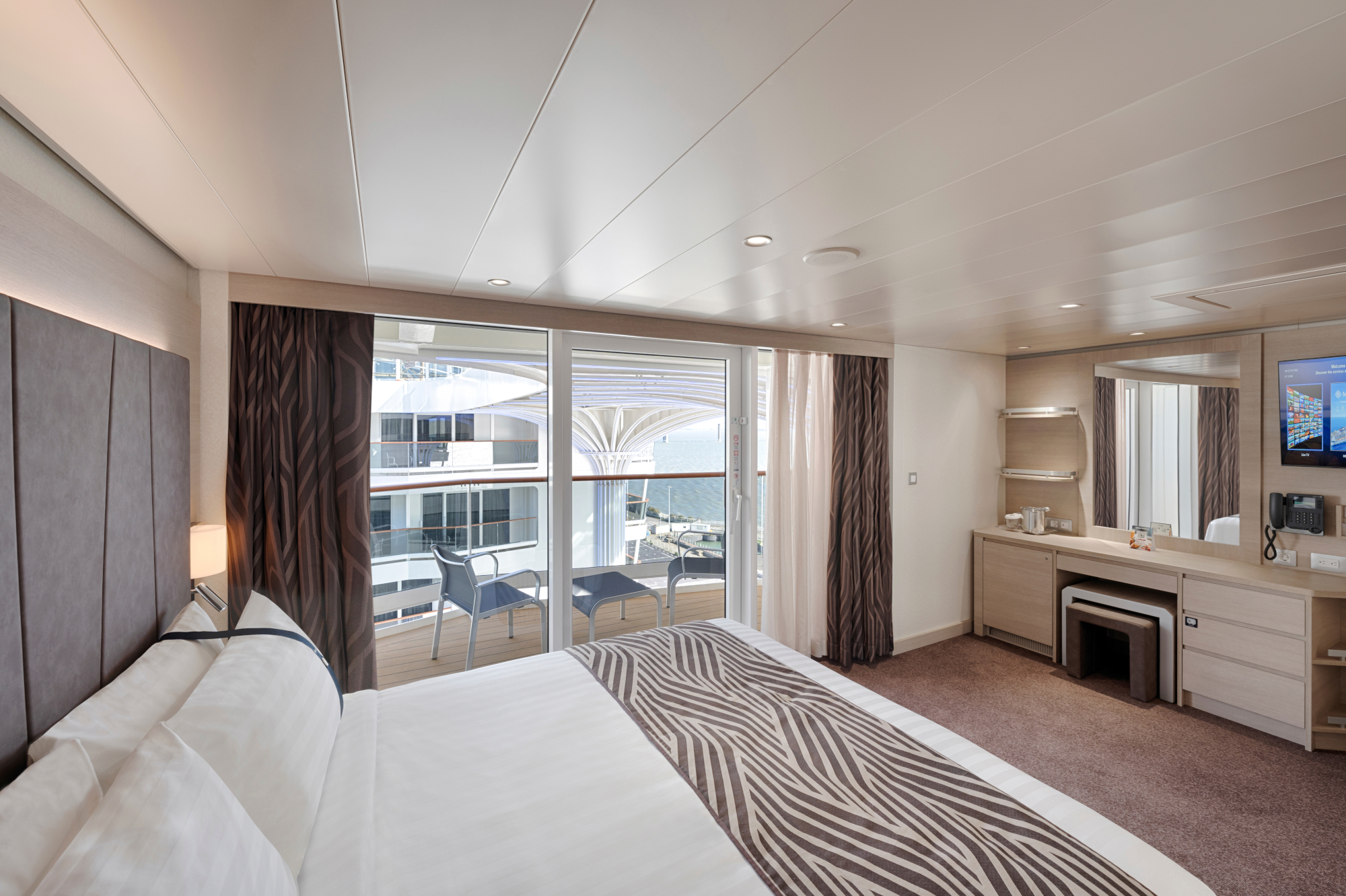 MyCruise MSC World-Europa Kahytter Suite SRP1